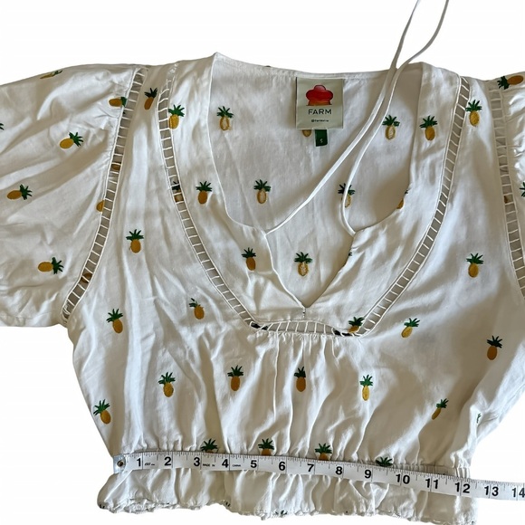 Farm Rio Crop Top Pineapple Embroidered Blouse – Beaded Linen Blend – Size Small - Picture 11 of 13